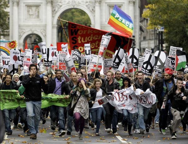 Антивоенная демонстрация в Лондоне