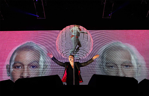 Дэйв Гэхан (Dave Gahan) на концерте Depeche Mode в Женеве, Швейцария
