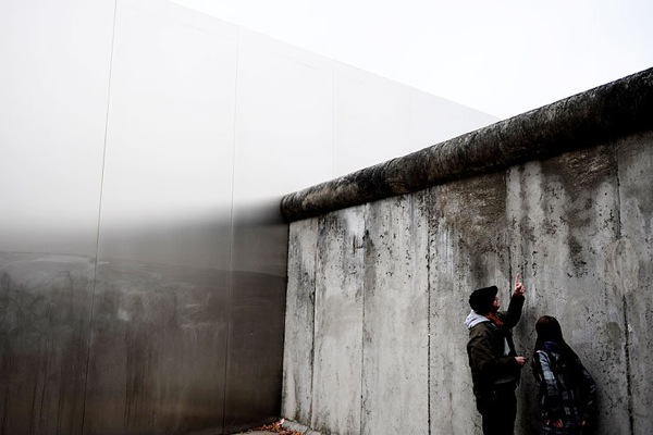 east_side_gallery08.jpg