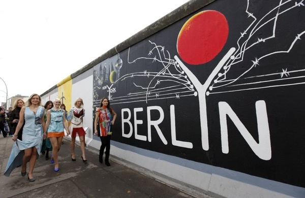 east_side_gallery20.jpg