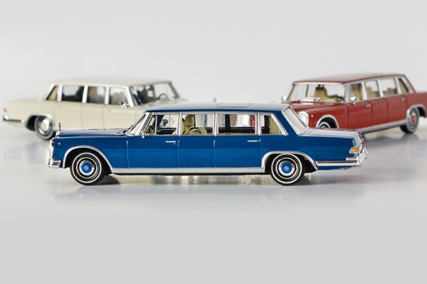model_auto_mercedes-benz_600.jpg