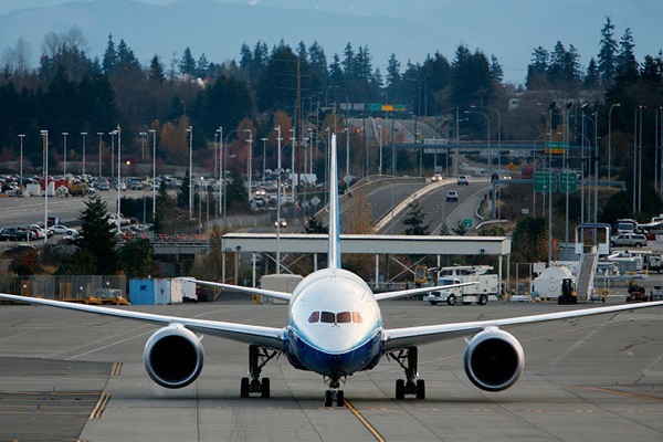 boeing_787_dreamliner04.jpg