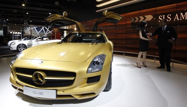 Mercedes-Benz SLS AMG
