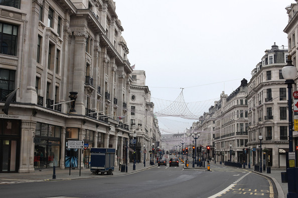 Streets+London+Calm+Empty+Christmas+Day+QfD0Gmjzuv9l.jpg