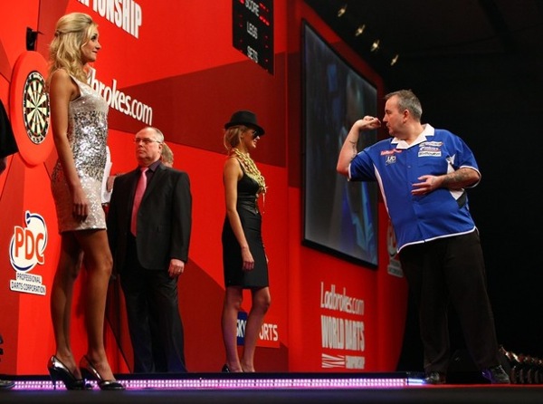 world_professional_darts_championship14.jpg