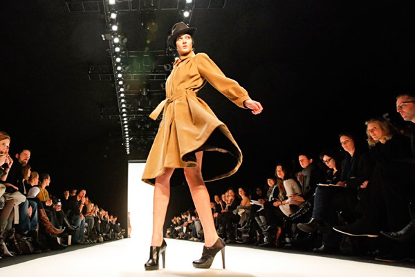 fashion_week_berlin_2010_bernadett_penkov01.jpg