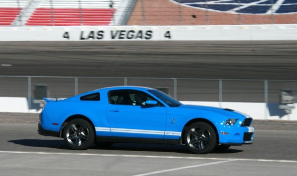 ford_mustang_shelby_gt_500_3.jpg