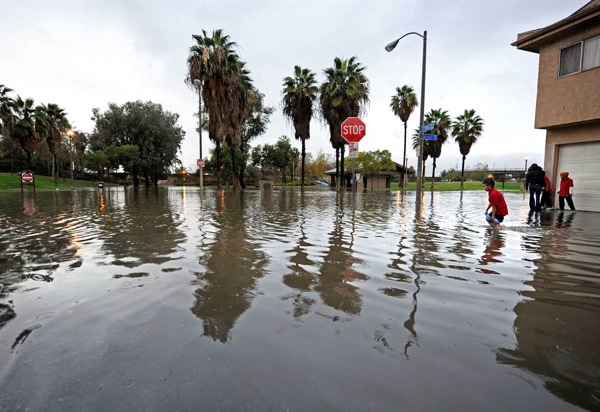 california_deluged08_long_beach.jpg