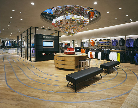 бутик Nike в одном из районов Токио