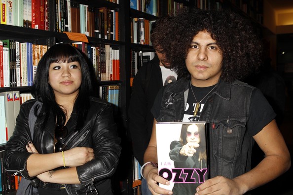 Ozzy+Osbourne+Signing+Copies+New+Book+Ozzy+QTMH1Rv3imGl.jpg