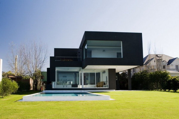 the_black_house-01.jpg