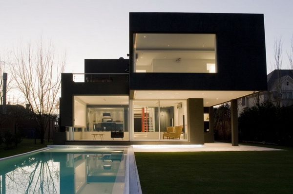 the_black_house-02.jpg