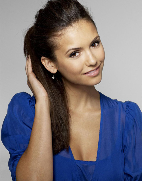 nina-dobrev-vampire-diaries-07.jpg