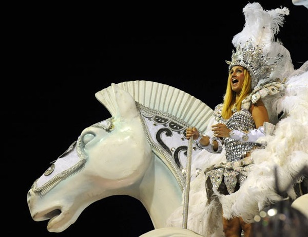 carnival_rio_brazil_2010_31.jpg