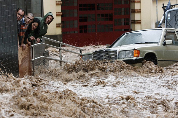 madeira_portugal_floods06.jpg