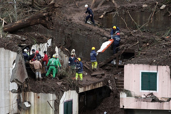 madeira_portugal_floods07.jpg