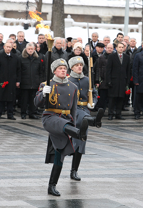 Могила Неизвестного солдата у кремлевской стены