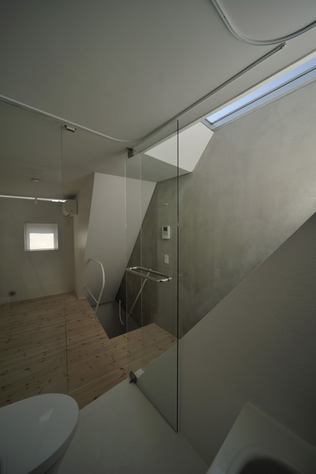 dzn_MM-apartment-by-Hiroyasu-Sakaguchi-9.jpg