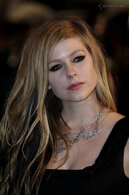 Avril Lavigne1.jpg