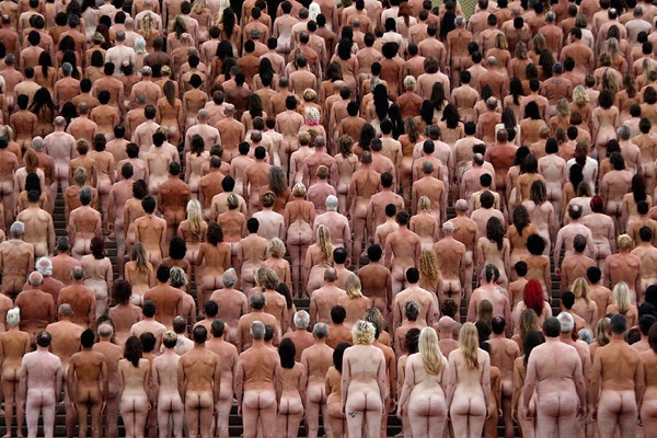 spencer_tunick_sydney_opera_house06.jpg