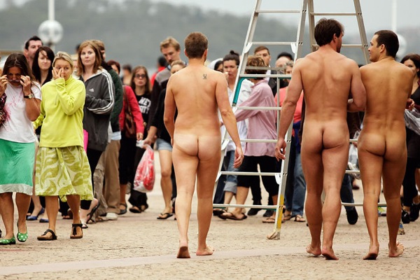 Spencer Tunick Sydney Opera House