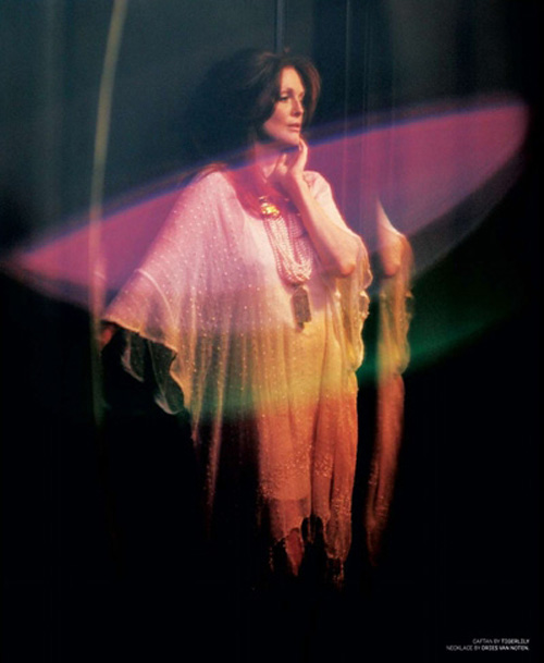 BlackBookJulianneMoore1.jpg