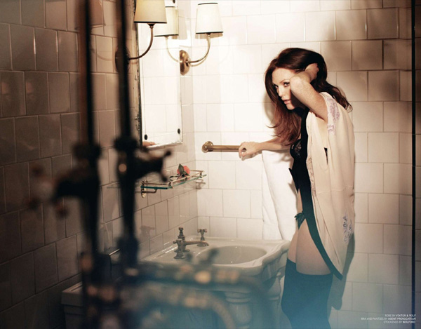 BlackBookJulianneMoore3.jpg