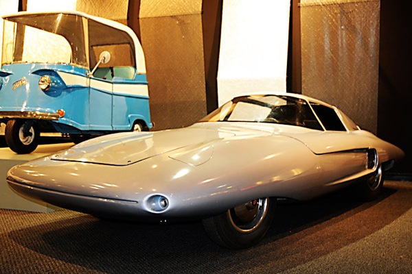 petersen_automotive_museum_covington_tiburon_1961.jpg