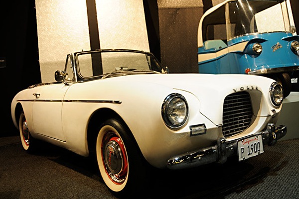 petersen_automotive_museum_covington_tiburon_1961_2.jpg
