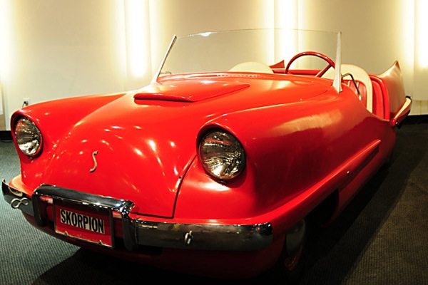 petersen_automotive_museum_crosley_skorpion_1951.jpg