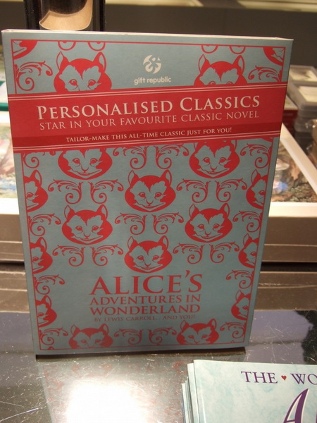 9alice-wonderland-london-selfridges-oxford-street-paperoddbird_.jpg