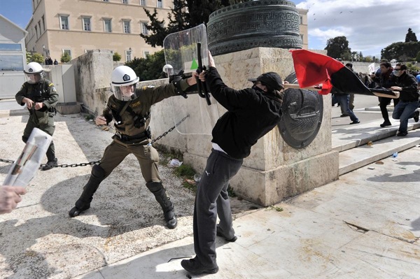 Массовые беспорядки в Греции