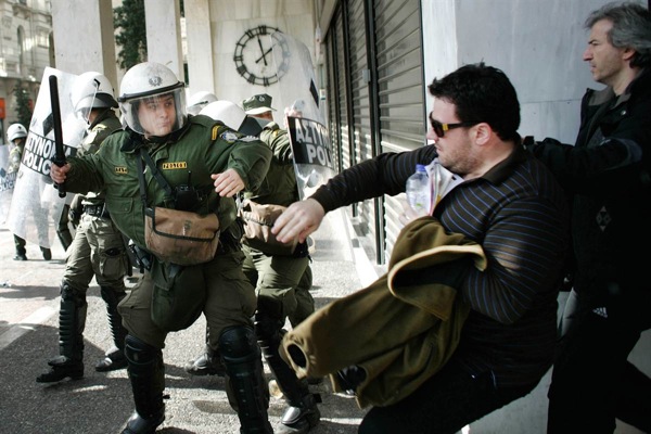 greece_unrest_protests15.jpg