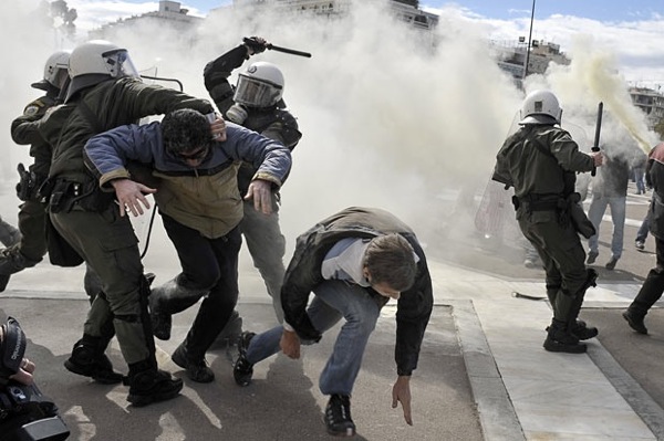 greece_unrest_protests37.jpg