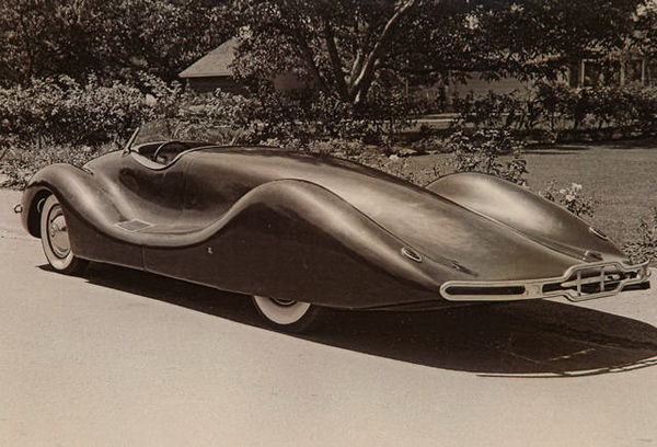norman_timbs_buick_streamliner-01-944x582_.jpg
