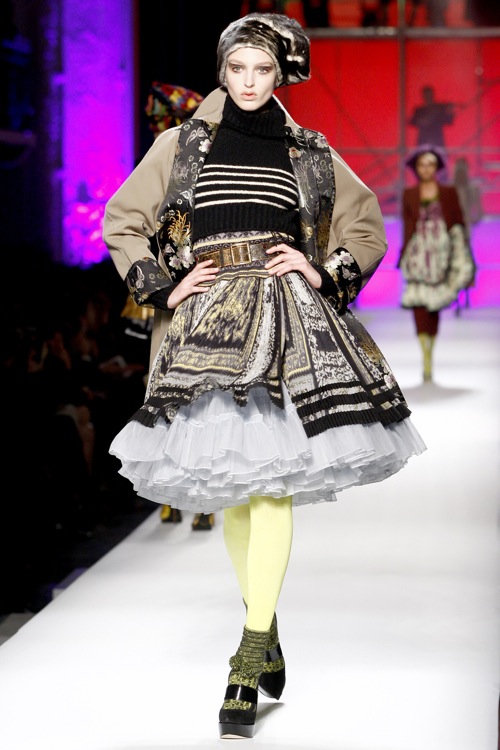 jean_paul_gaultier_fw_2010_paris_fashion_week09.jpg
