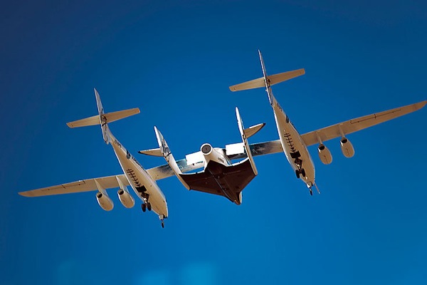 spaceshiptwo_first_flight02.jpg