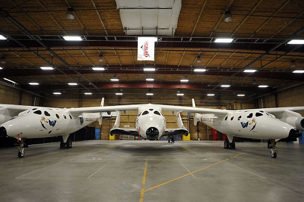 spaceshiptwo_first_flight05.jpg