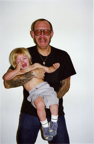 Terry_Richardson_and_baby.jpg