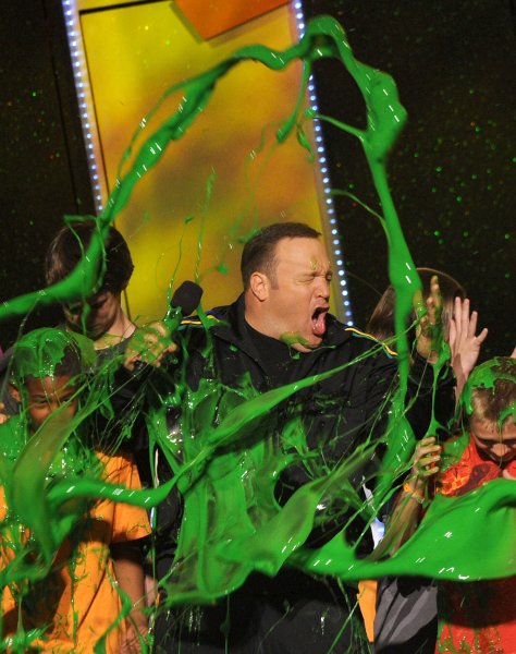 kids_choice_awards_kevin_james.jpg