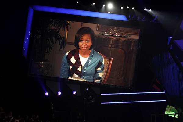 kids_choice_awards_michelle_obama_lets_move_campaign_big_help_award.jpg