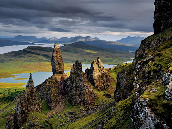 hebrides-richardson-storr_10775_990x742.jpg