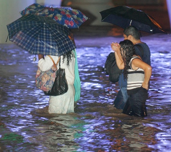 massive_flooding_brazil14.jpg