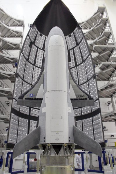 Space_Plane_X-37B_06.jpg