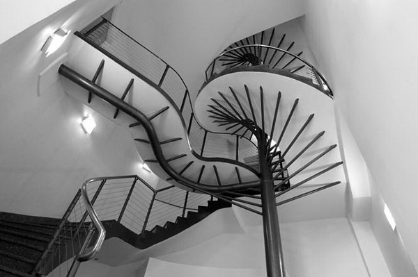 beautiful-spiral-staircase__10.jpg