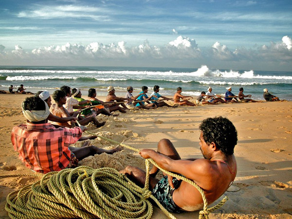 poovar-beach-india_20002_990x742.jpg