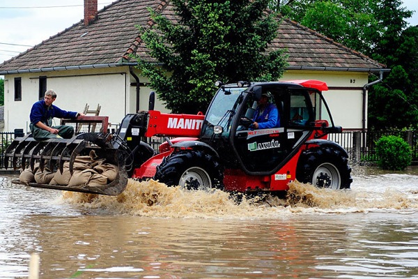 floods_hungary_szendro4.jpg