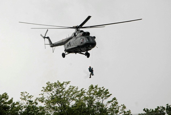 floods_poland_swiniary_helicopter_help.jpg