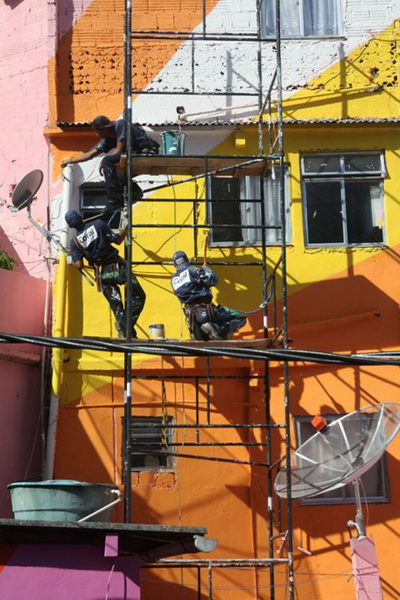 favela-painting-02.jpg