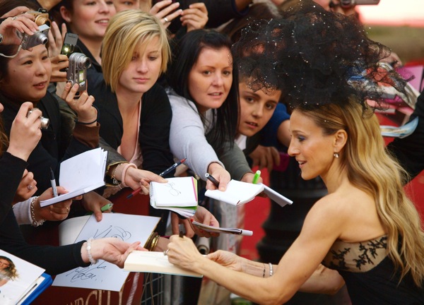 sarah_jessica_parker_sex_and_the_city_london_premiere4.jpg